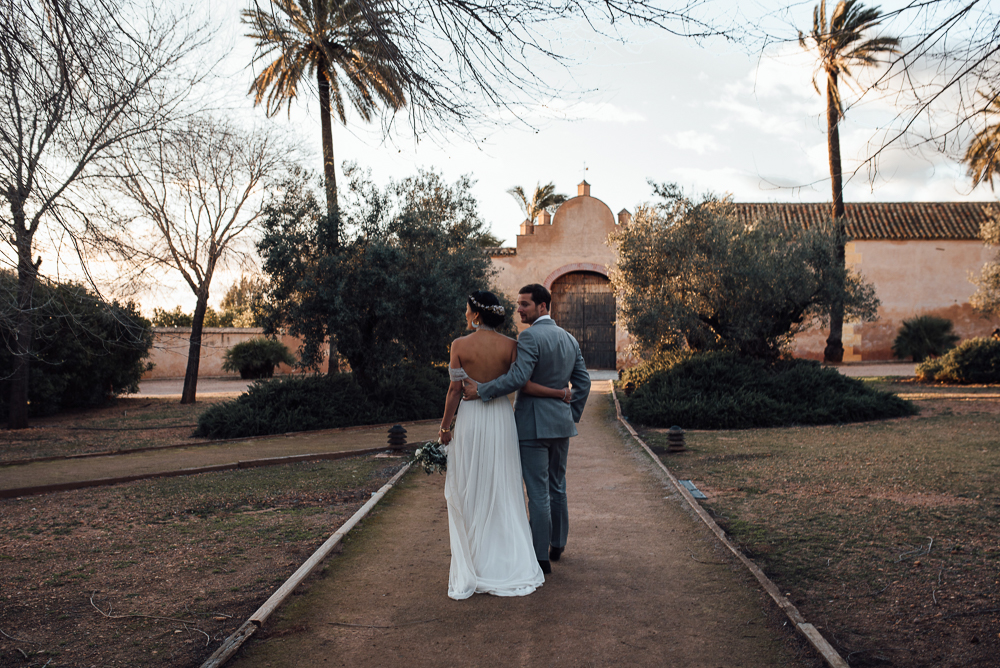 Kim & Xavier's andalusian hacienda wedding in Seville